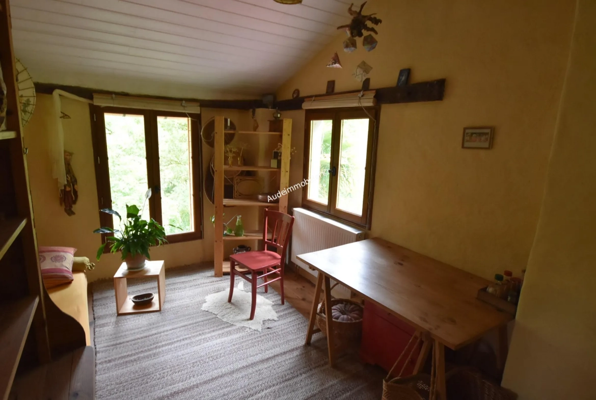 Vente Maison style chalet avec beau jardin de 4000 m2 à Limoux 