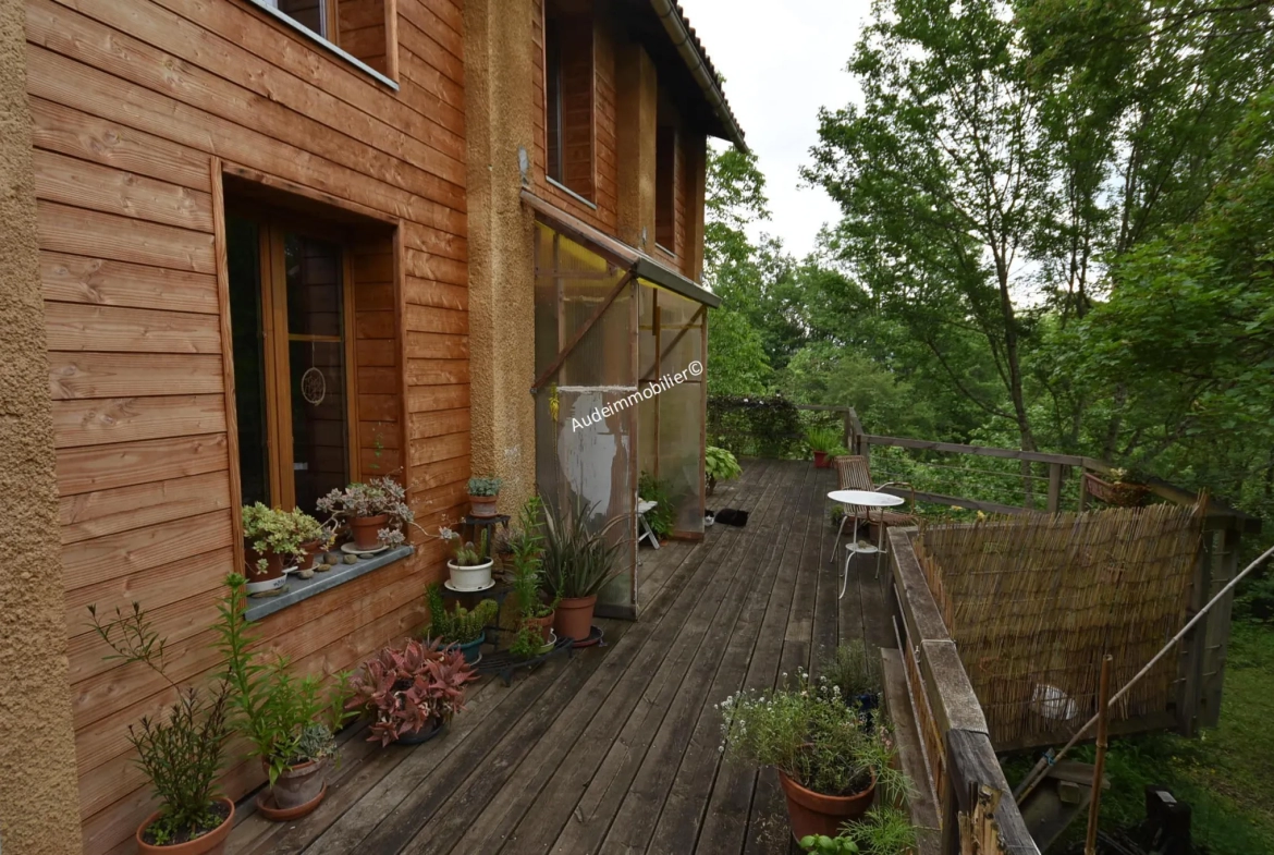 Vente Maison style chalet avec beau jardin de 4000 m2 à Limoux 