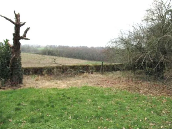 Terrain avec des droits à bâtir à Saint-Thuriau