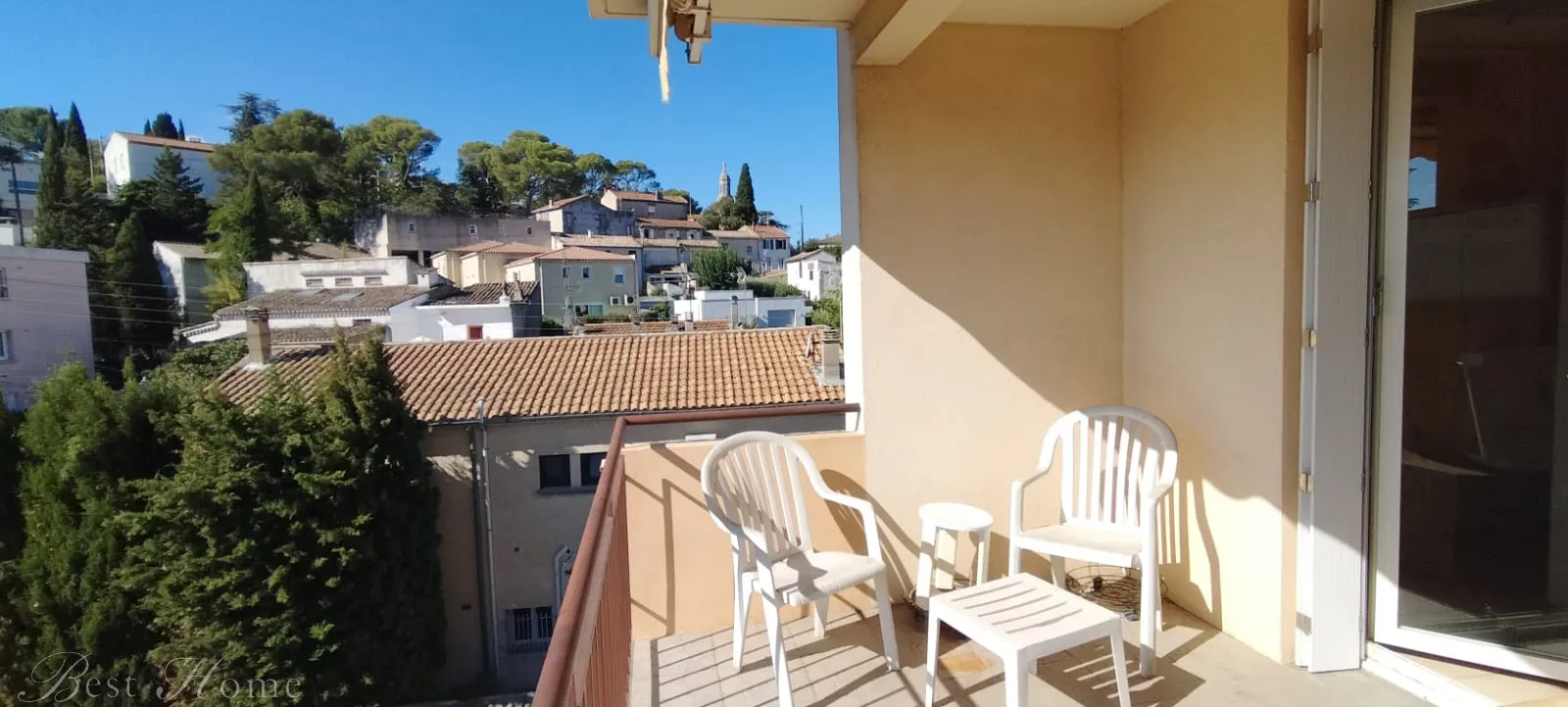 Vente EXCLUSIVITE appartement Quartier Croix de fer à Nîmes de type 3 avec terrasse, loggia et Cave 