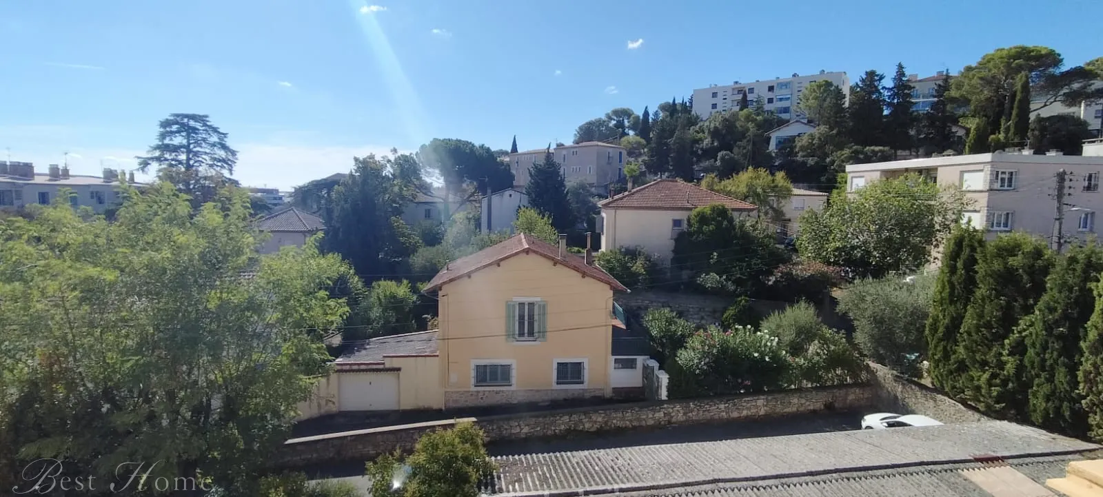 Vente EXCLUSIVITE appartement Quartier Croix de fer à Nîmes de type 3 avec terrasse, loggia et Cave 