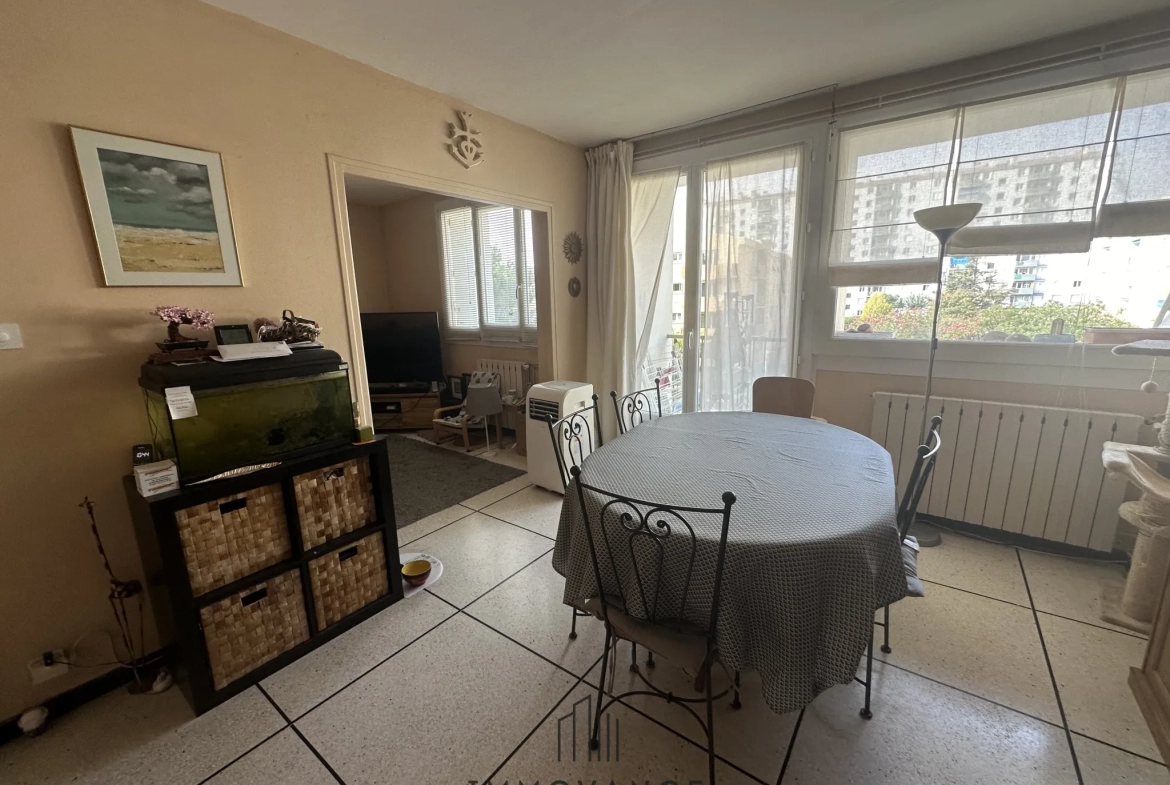 Vente d'un appartement T3 d'environ 76m2 avec balcon à Castelnau-le-Lez 