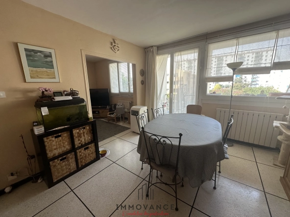 Vente d'un appartement T3 d'environ 76m2 avec balcon à Castelnau-le-Lez