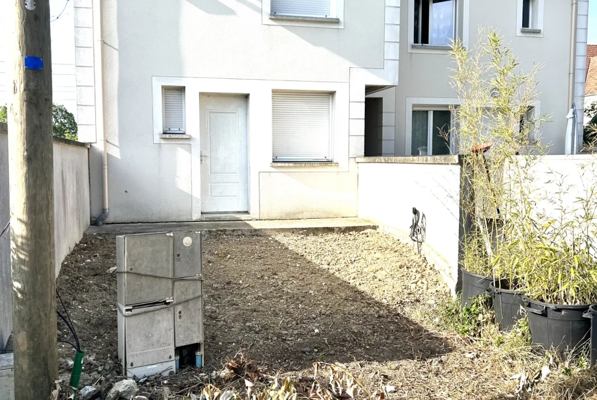 MAISON 110 m2 - JARDIN 30 m2 in CHELLES 