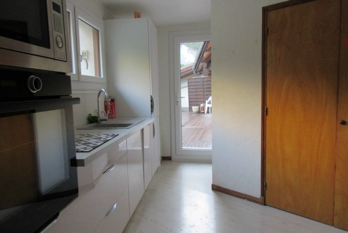 Appartement type 3 avec vue sur la vallée du Guil à Guillestre Maison du Roy 