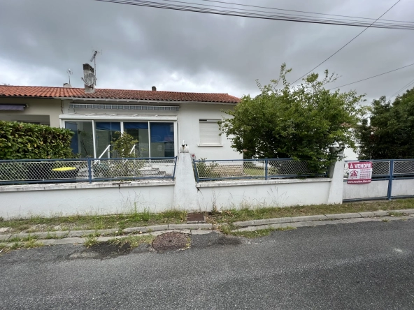 Maison à Restaurer à Meschers-sur-Gironde près de la Plage