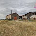 A VENDRE - SECTEUR RENAISON - ANCIEN CORPS DE FERME