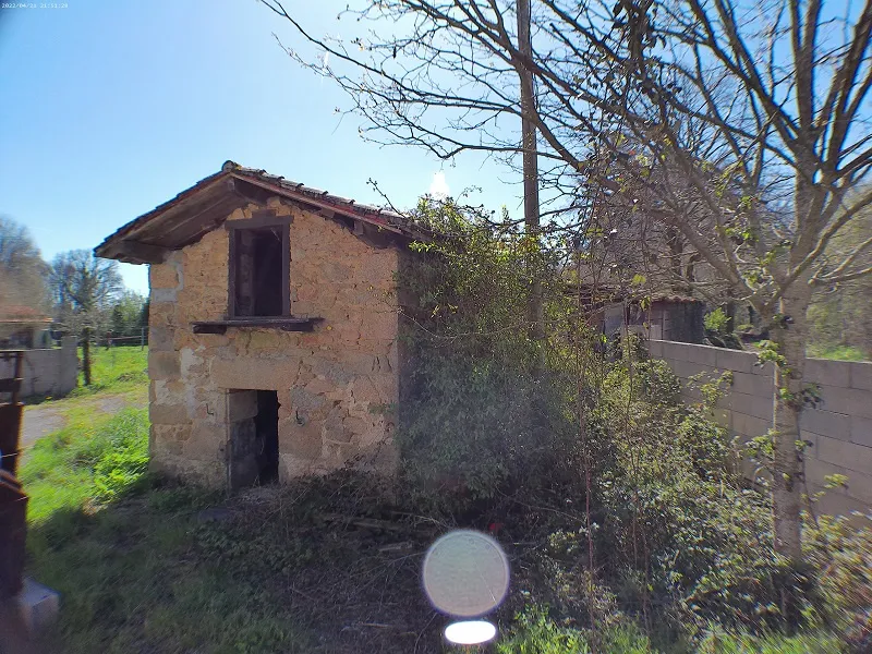 Maison avec dépendances, terrain 1400m2 à St Cyr 