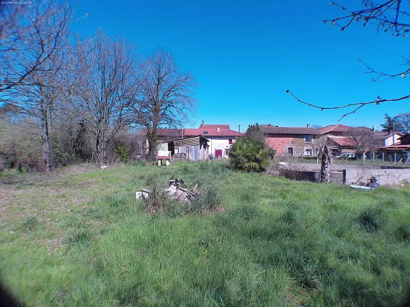 Maison avec dépendances, terrain 1400m2 à St Cyr 