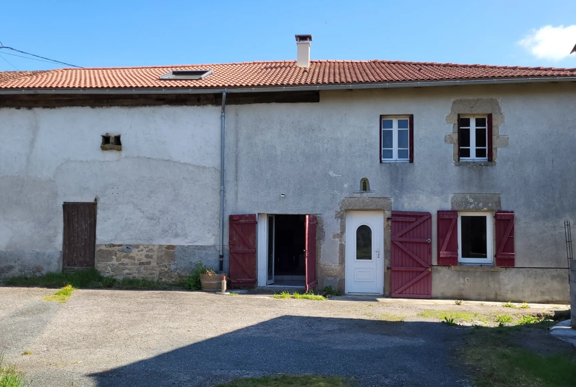 Maison avec dépendances, terrain 1400m2 à St Cyr 