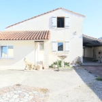 Charmante Maison avec Jardin Arboré, Garage et Dépendances à Cognac