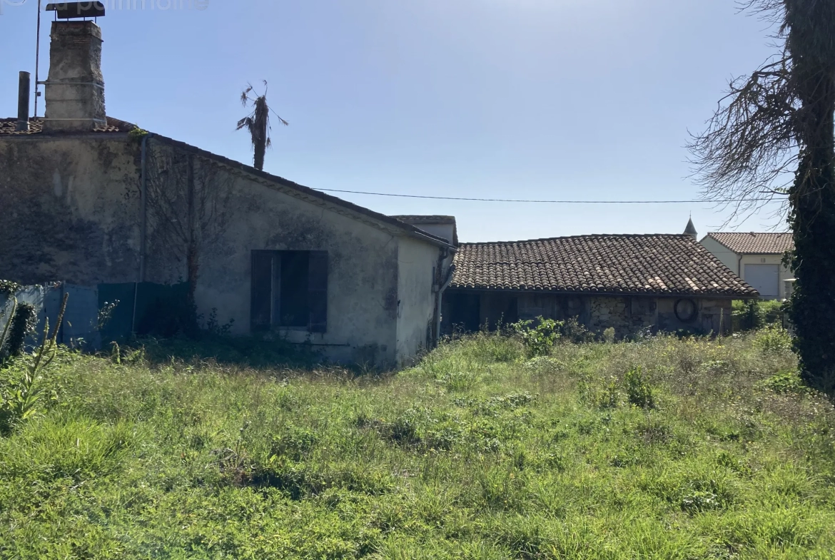 Maison en pierre à rénover à Bazas (33430) 