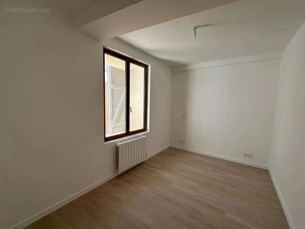 Appartement Neuf avec Vue Imprenable - Pourrieres 83910 