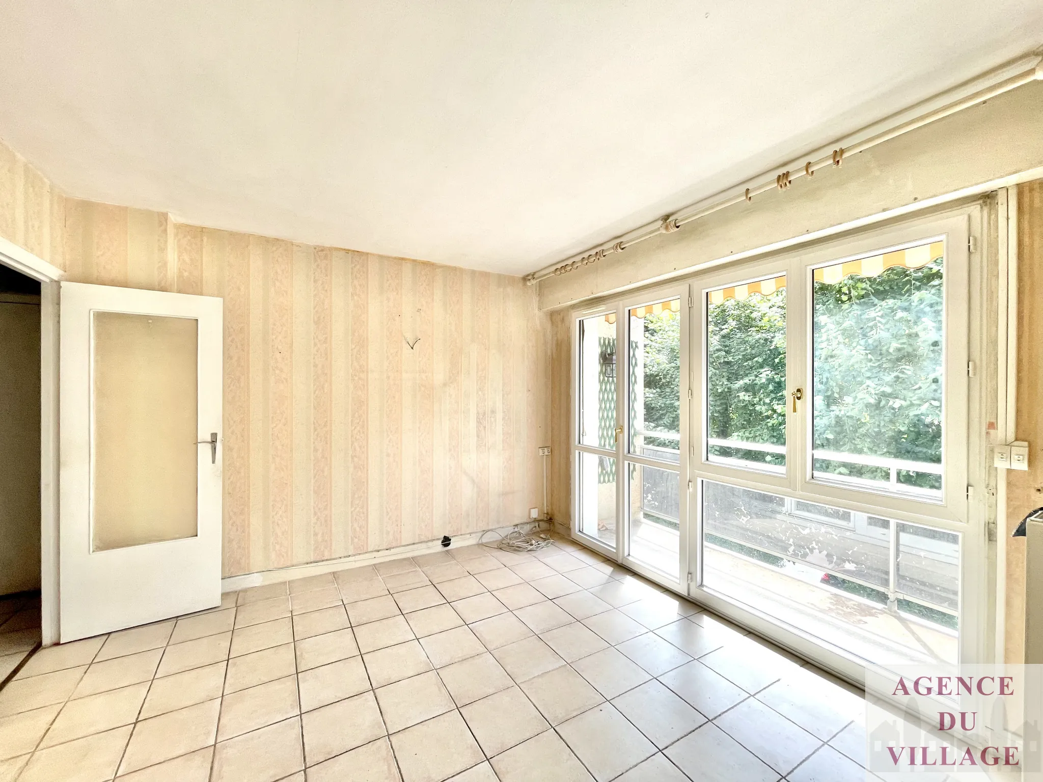 Appartement à rénover de 53m2 à La Celle Saint Cloud 