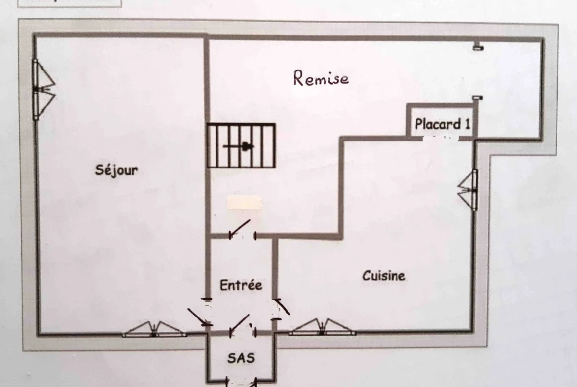 Maison T5 à rénover sur 279m2 de terrain à Sigean 