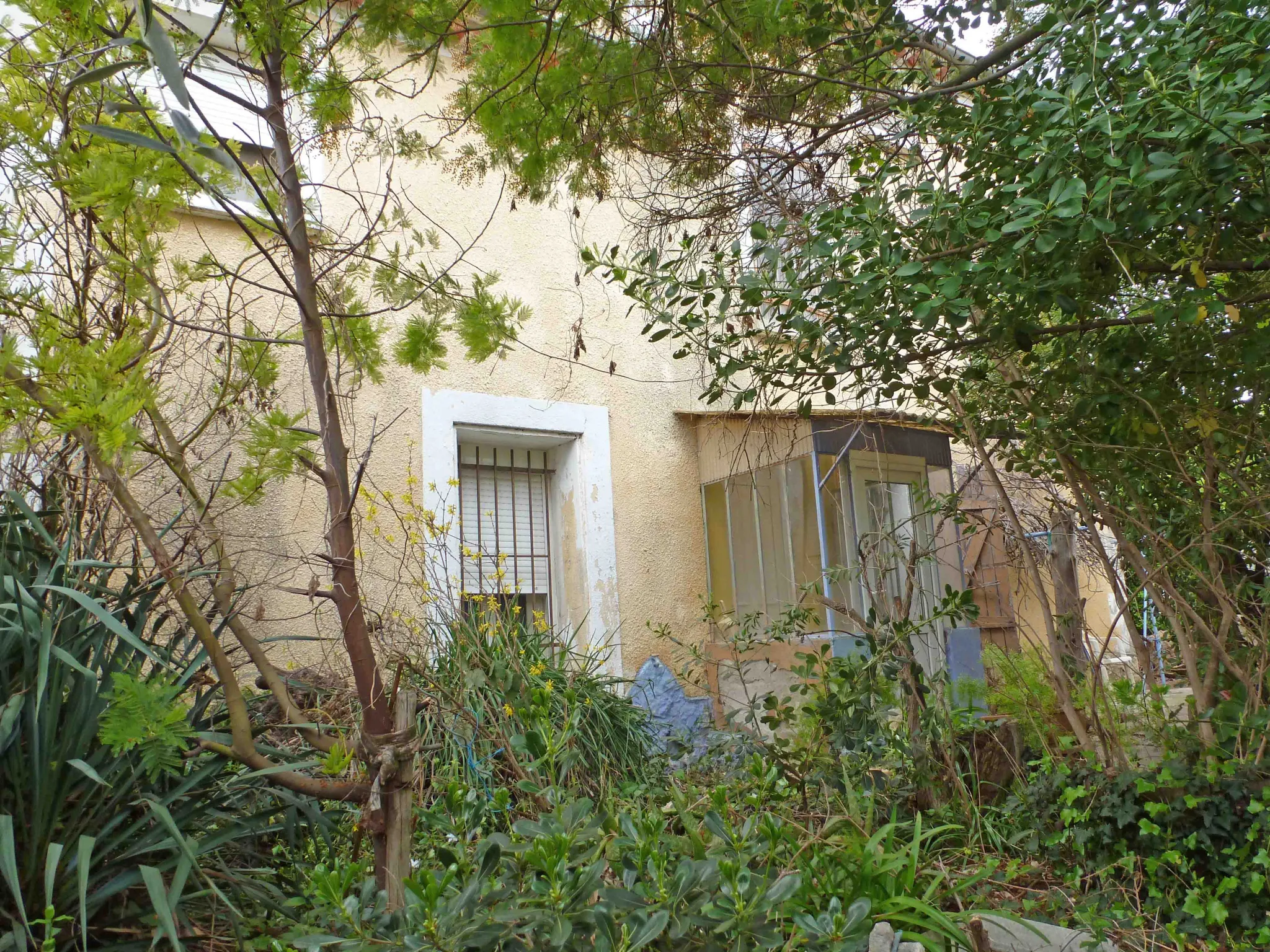 Maison T5 à rénover sur 279m2 de terrain à Sigean 