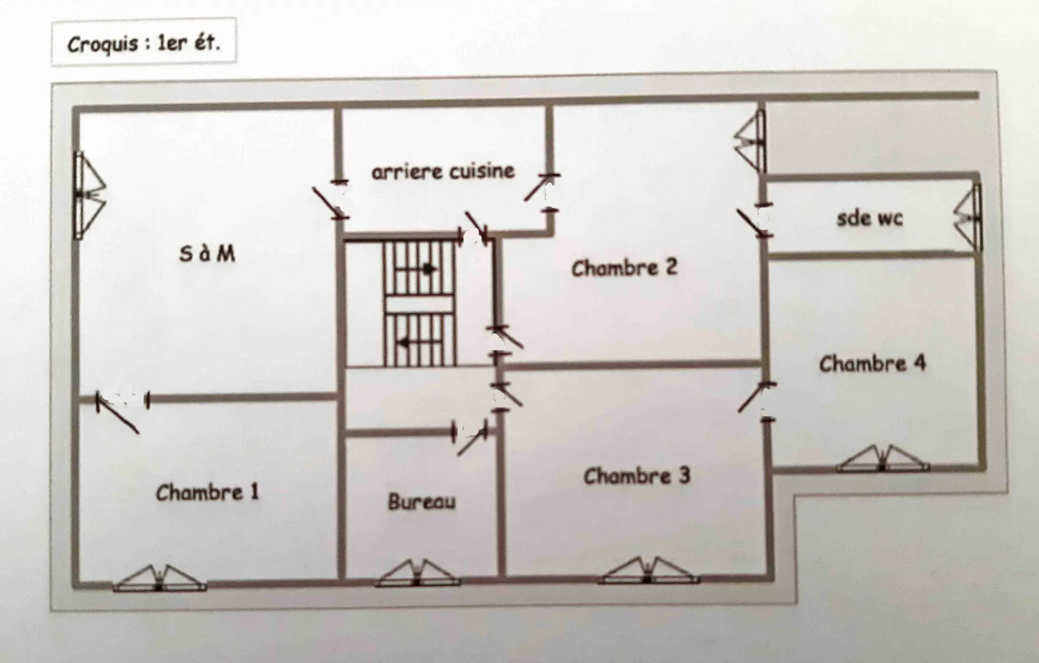 Maison T5 à rénover sur 279m2 de terrain à Sigean 