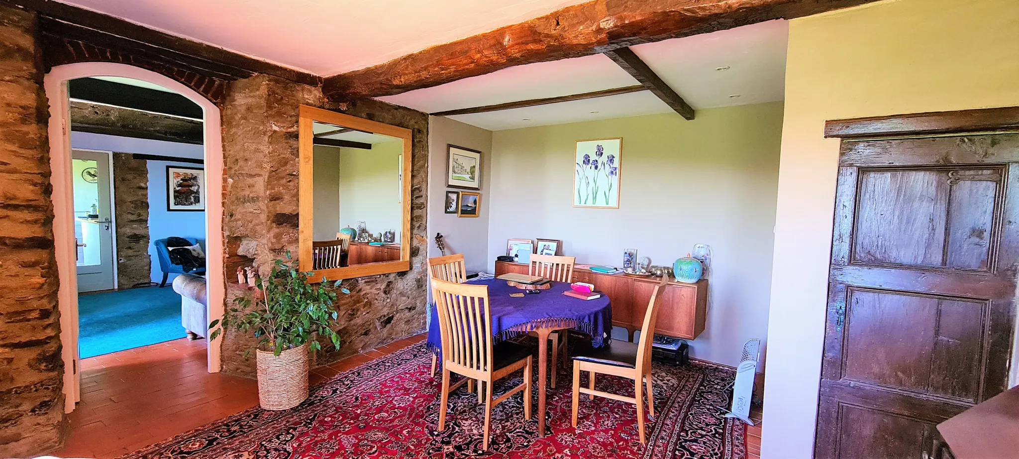 Maison de campagne avec 3 chambres et grande terrasse à Saint-Marsal 