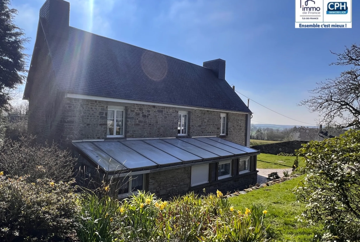 Jolie maison en pierre secteur Villers-Bocage à Le Mesnil Auzouf 