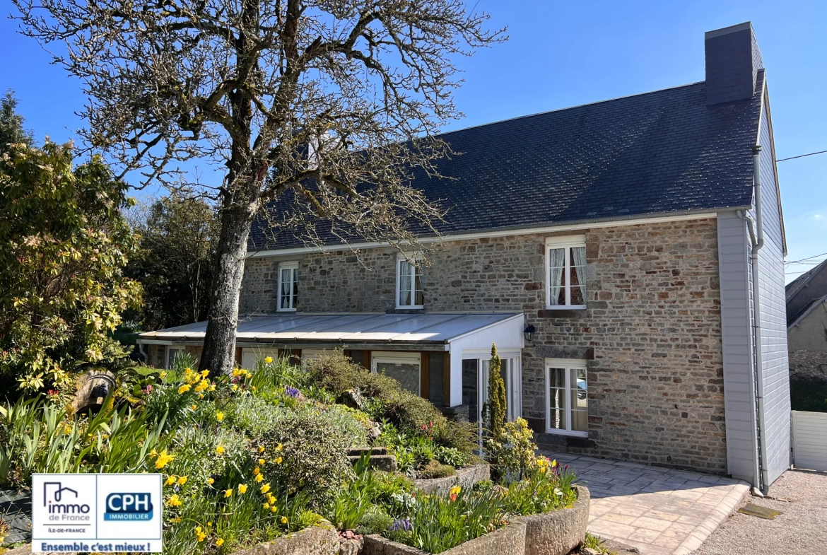 Jolie maison en pierre secteur Villers-Bocage à Le Mesnil Auzouf 