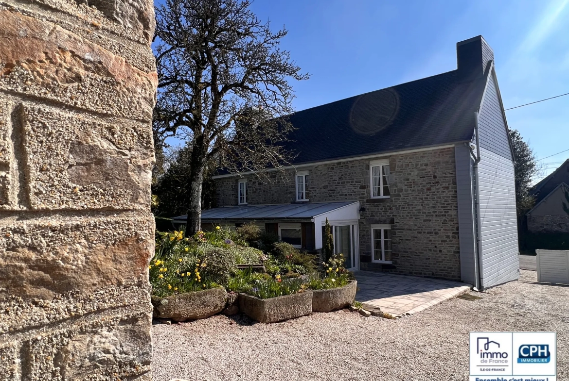 Jolie maison en pierre secteur Villers-Bocage à Le Mesnil Auzouf 