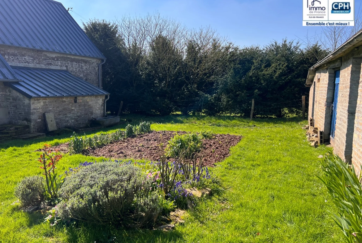 Jolie maison en pierre secteur Villers-Bocage à Le Mesnil Auzouf 