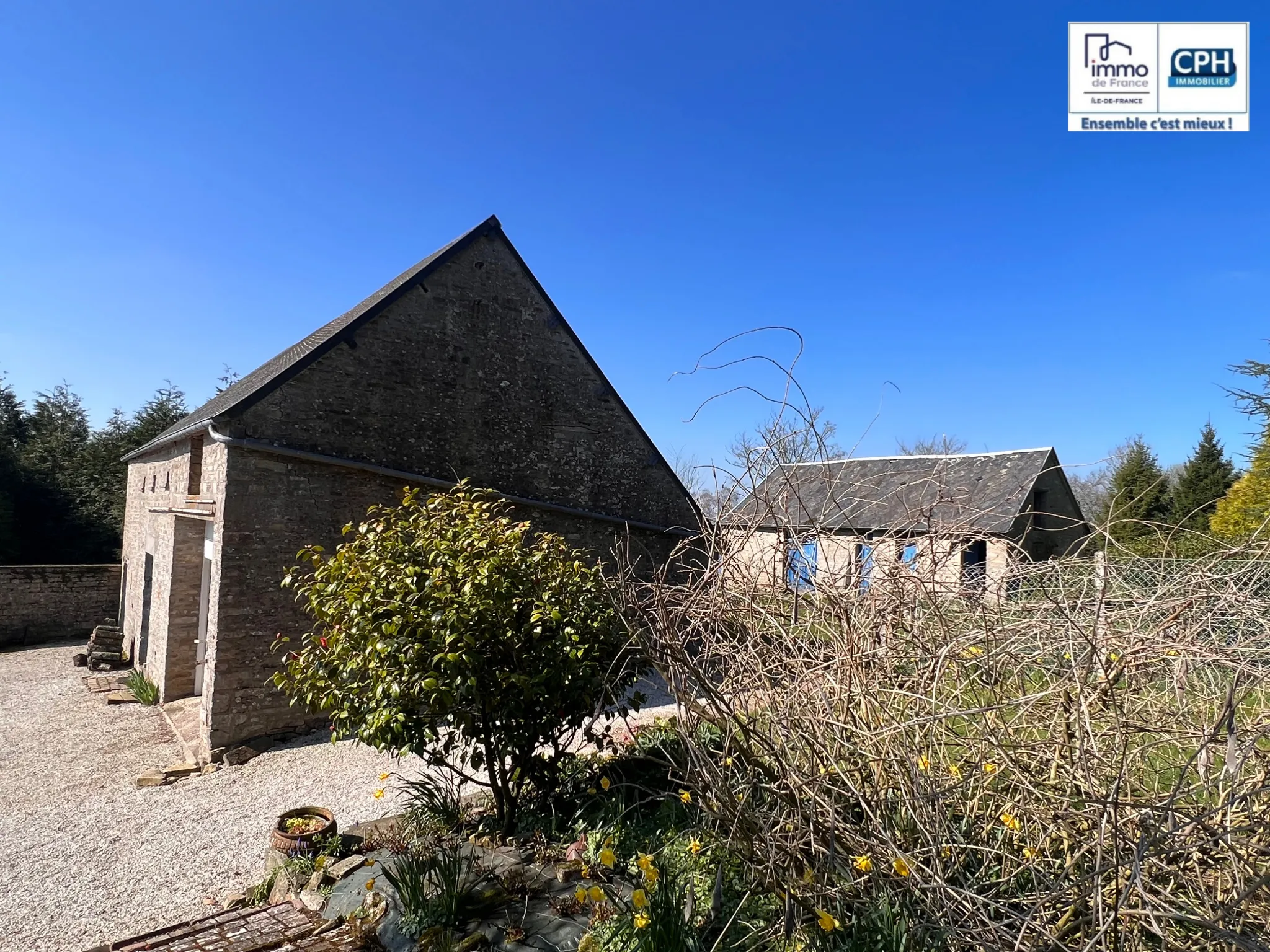 Jolie maison en pierre secteur Villers-Bocage à Le Mesnil Auzouf 