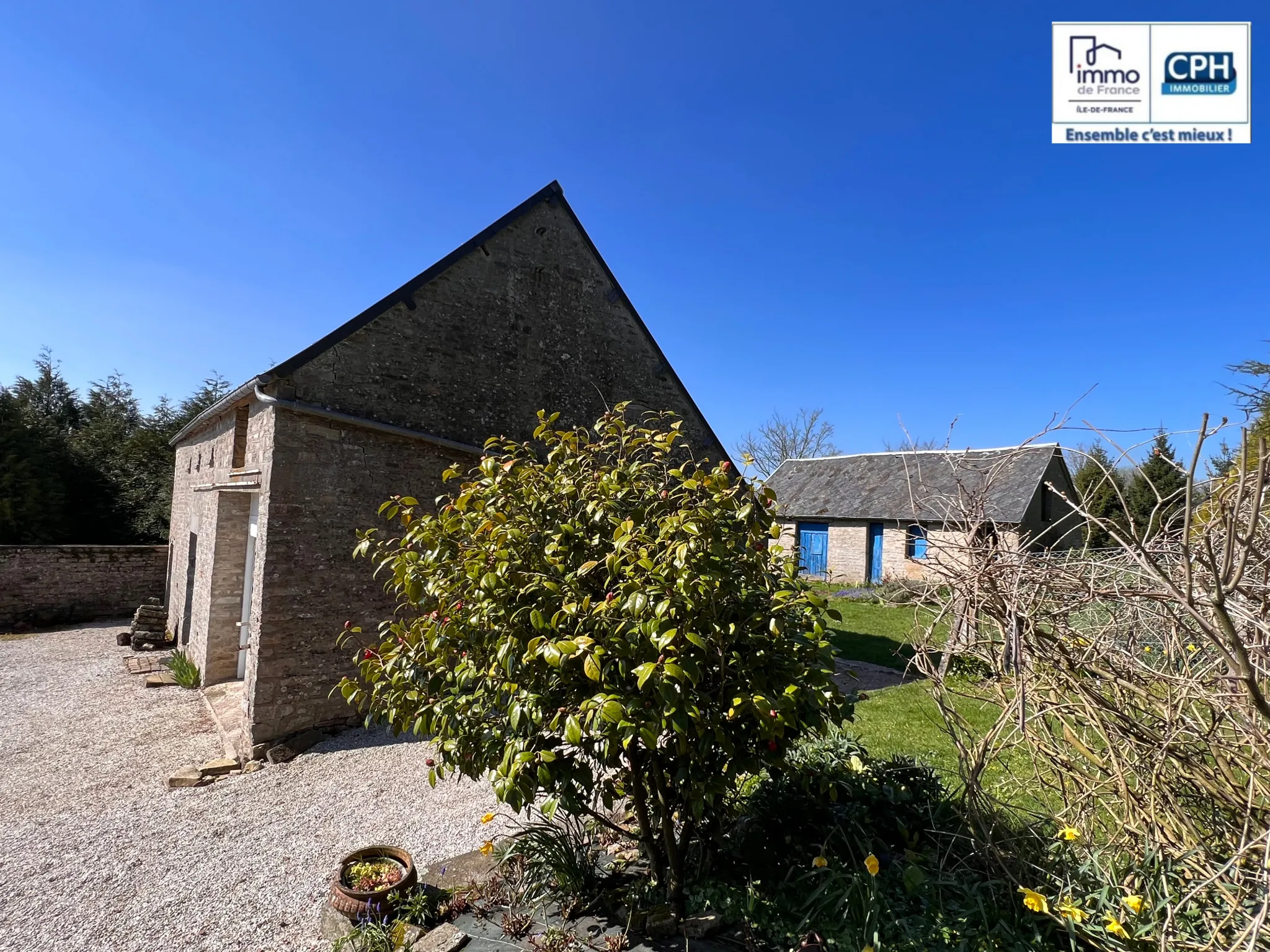 Jolie maison en pierre secteur Villers-Bocage à Le Mesnil Auzouf 