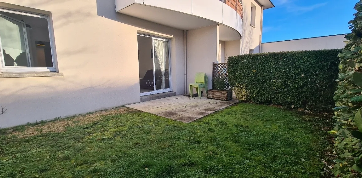 Appartement T2 avec jardinet à Auray 