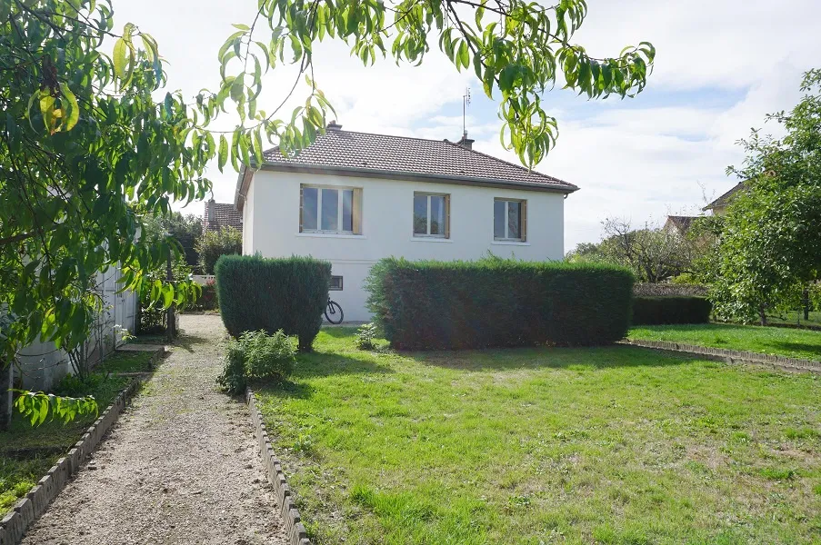 Maison 4 pièces avec terrain à Paray le Monial 