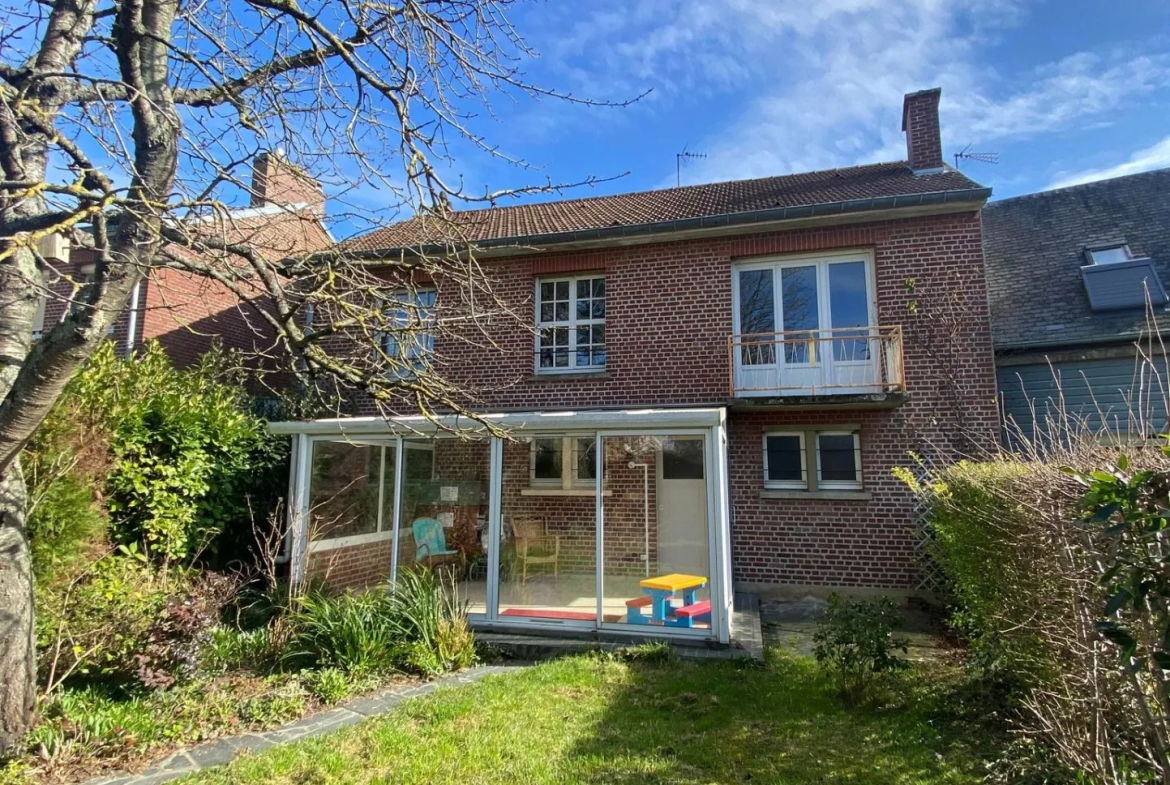 Maison à Abbeville avec jardin et garage 