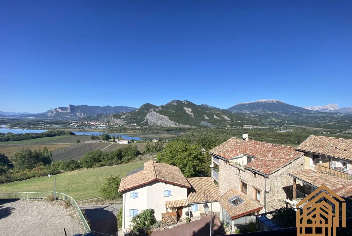 Maison de village à Curbans 05110 avec vue dominante sur la Durance et les montagnes 