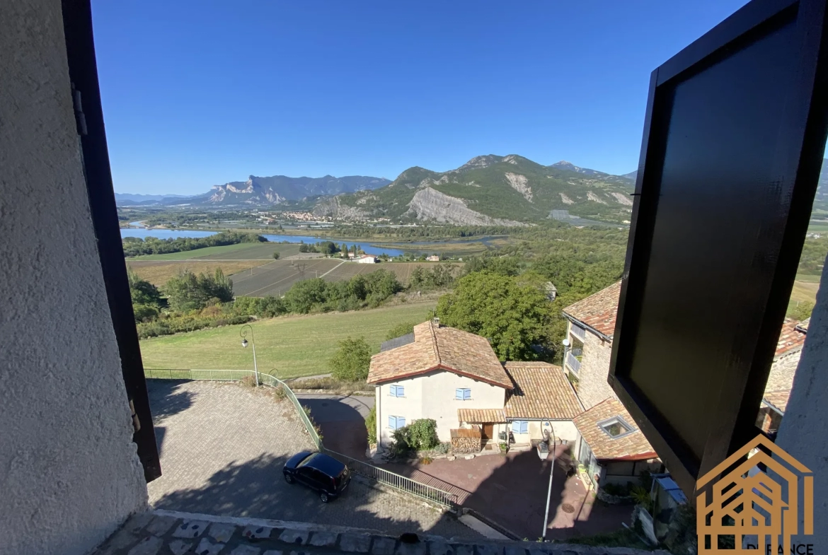 Maison de village à Curbans 05110 avec vue dominante sur la Durance et les montagnes 