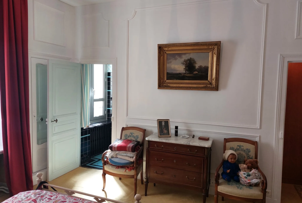 Appartement de 130.40 m2 à Vichy - Style Hausmannien 