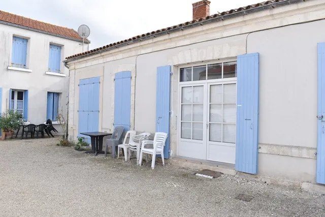 Appartement à La Bree Les Bains avec 2 Chambres 