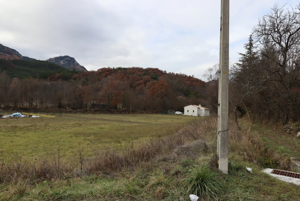 Terrain à bâtir au calme - proche du centre-ville 