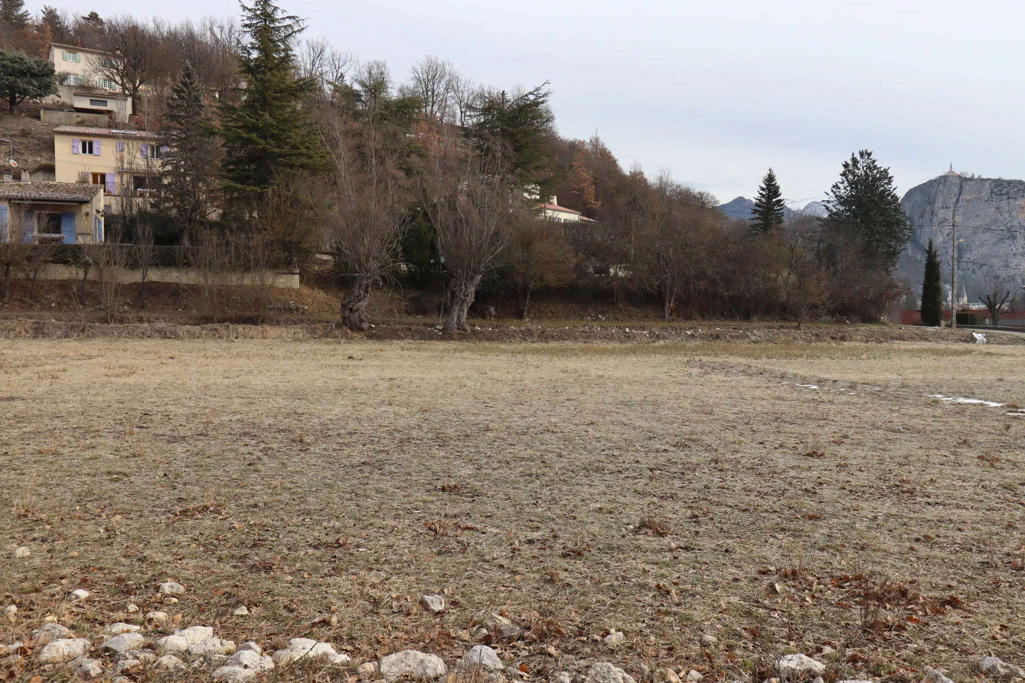 Terrain à bâtir au calme - proche du centre-ville 