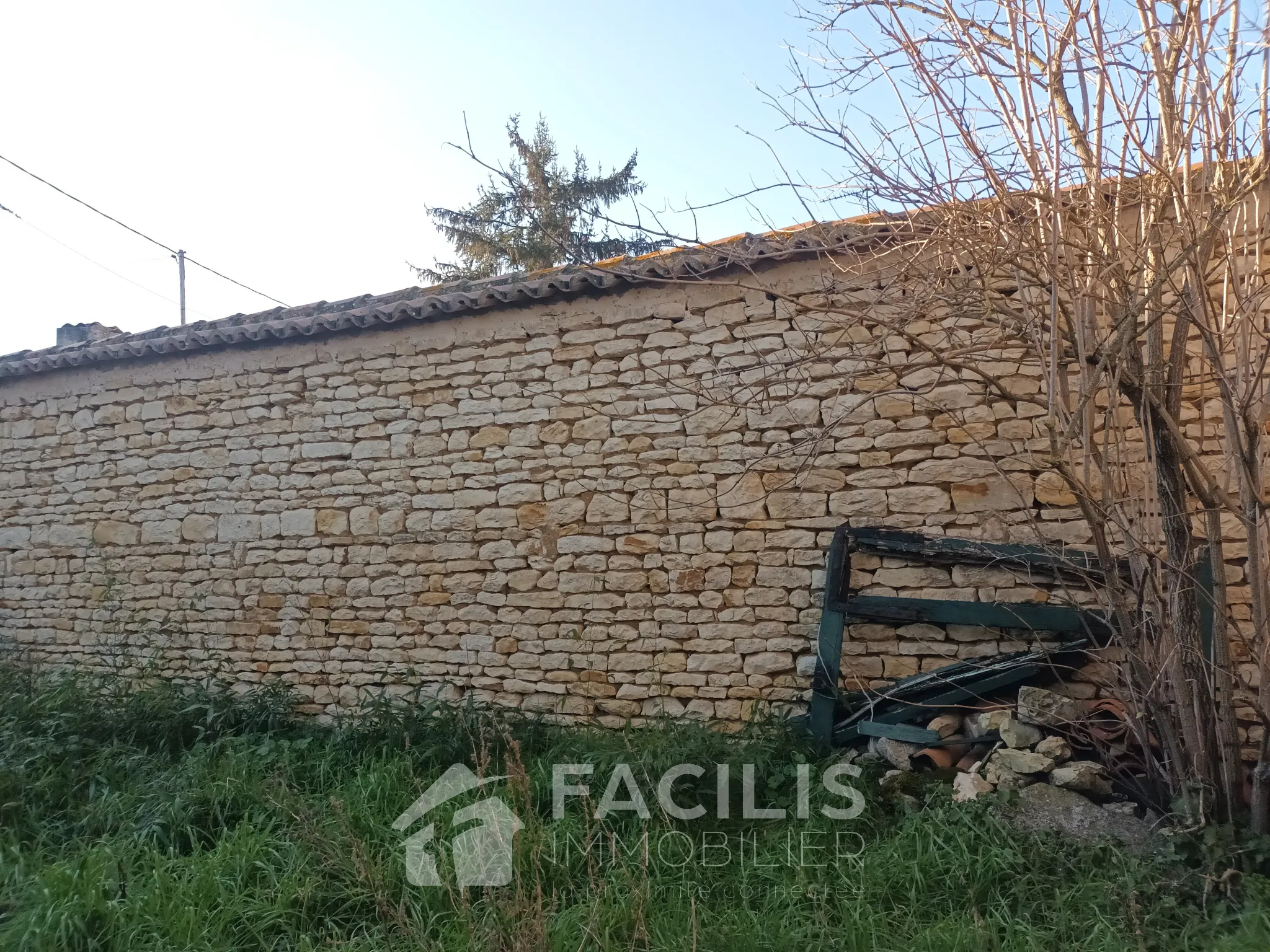 Maison de 145 m2 avec jardin proche des commodités 