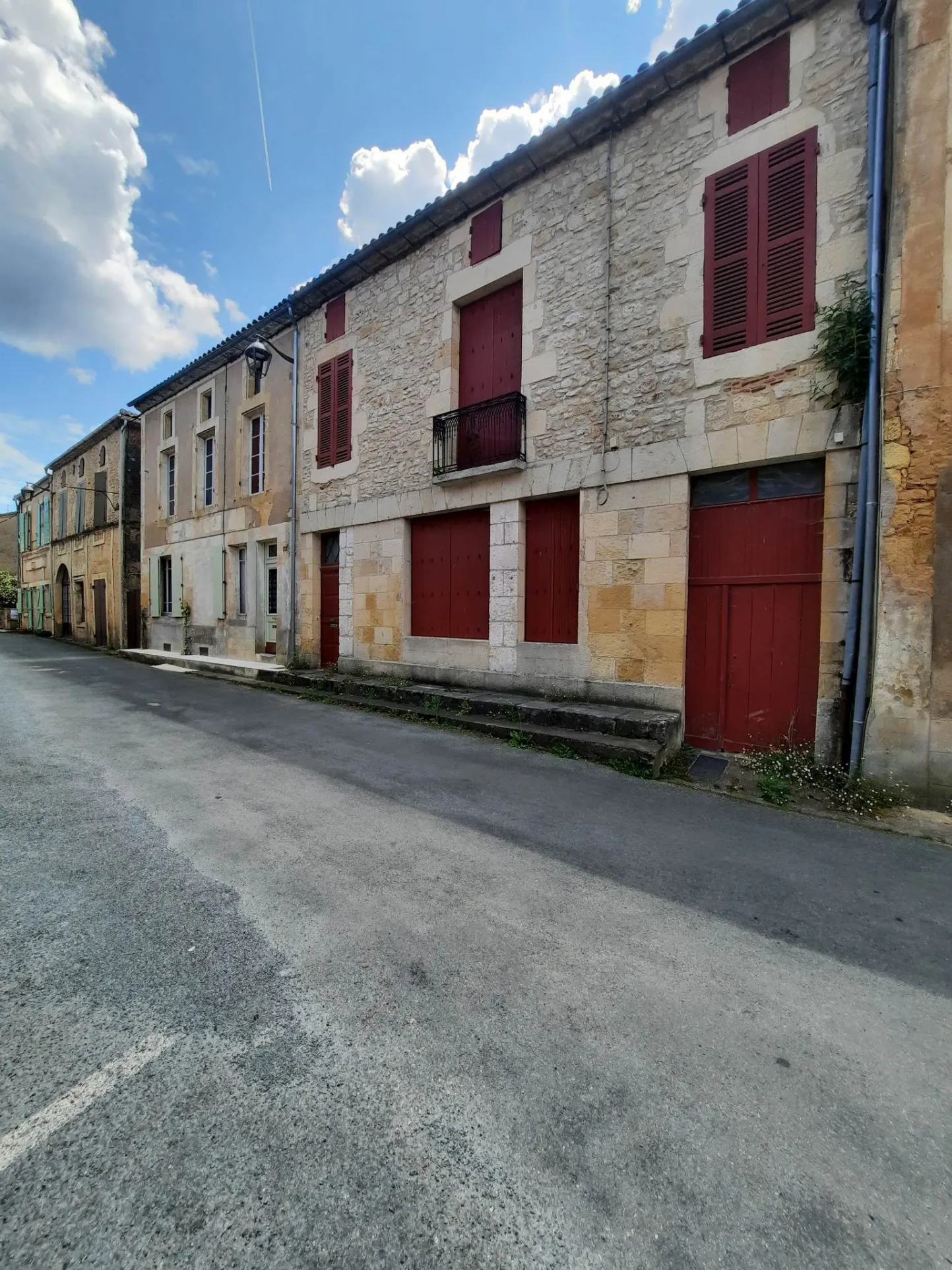 Maison de village à Lacapelle-Biron avec jardin 