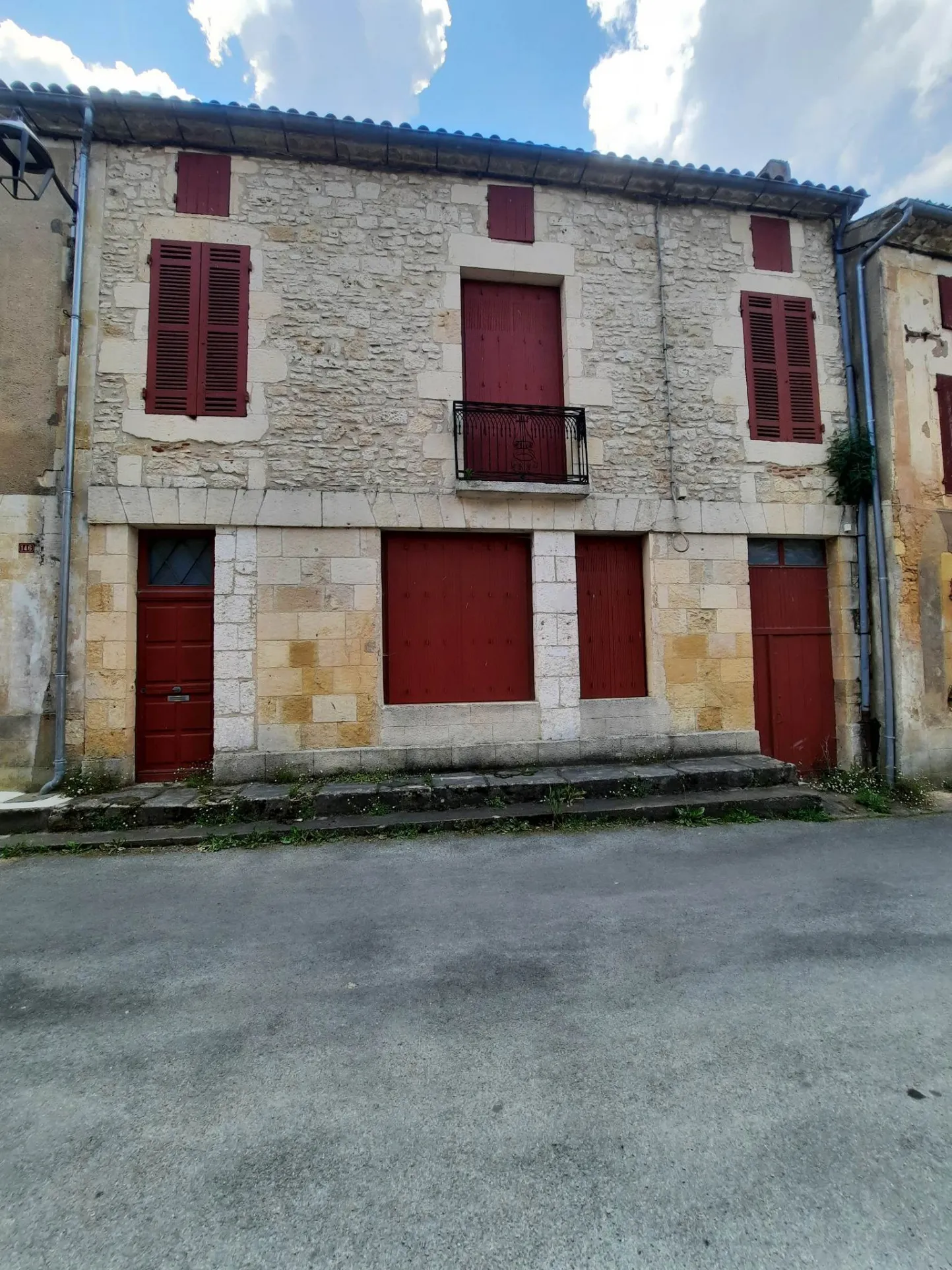 Maison de village à Lacapelle-Biron avec jardin 