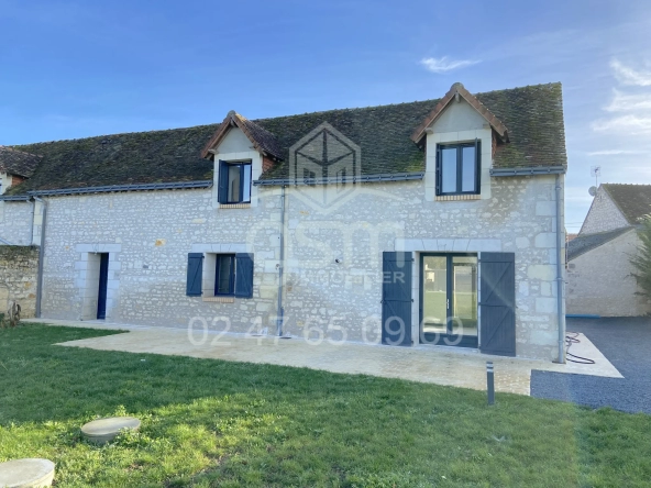 Longère restaurée avec goût au coeur d'un hameau