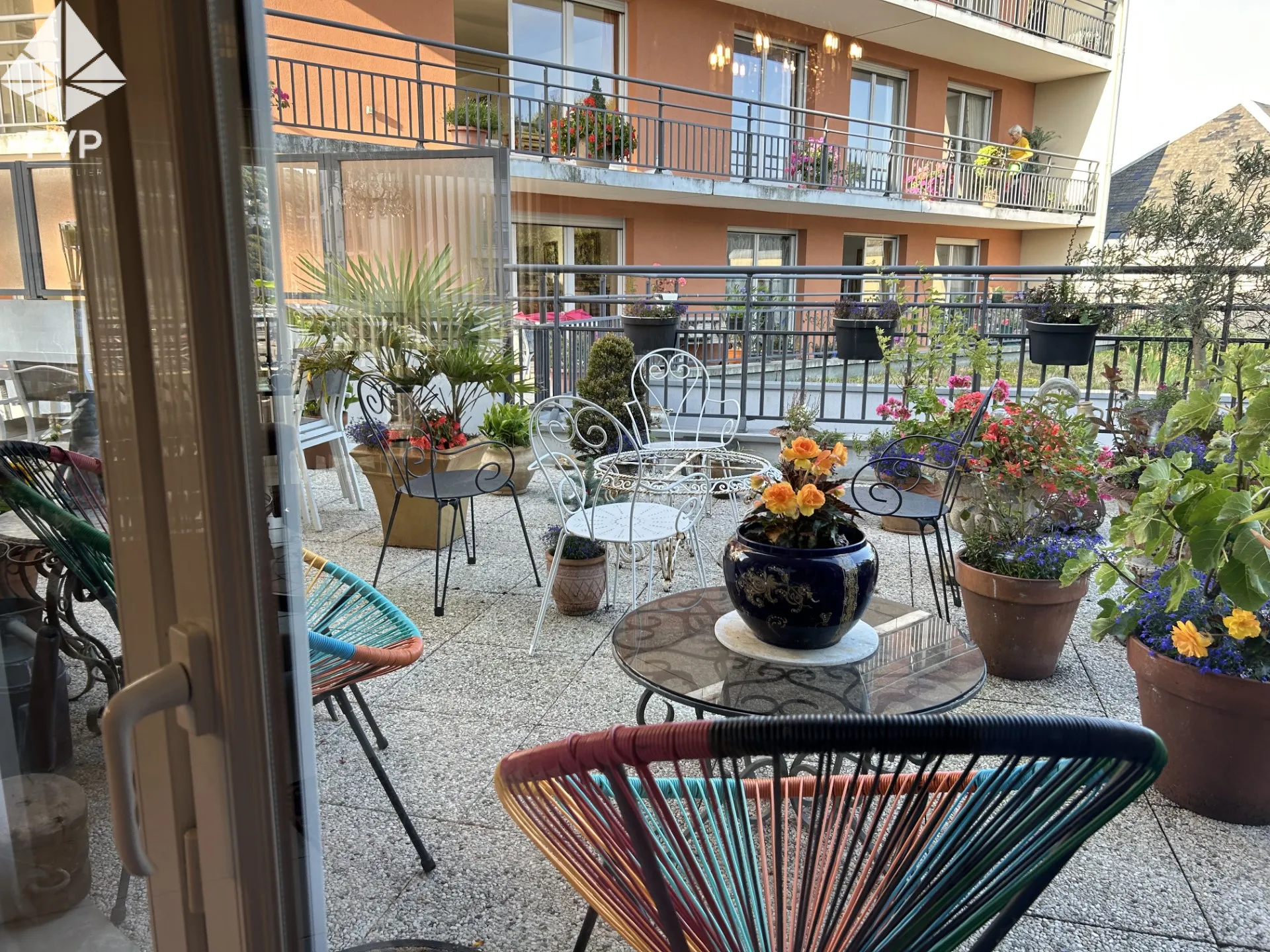 Appartement T4 de standing à Fecamp avec terrasse et balcon 