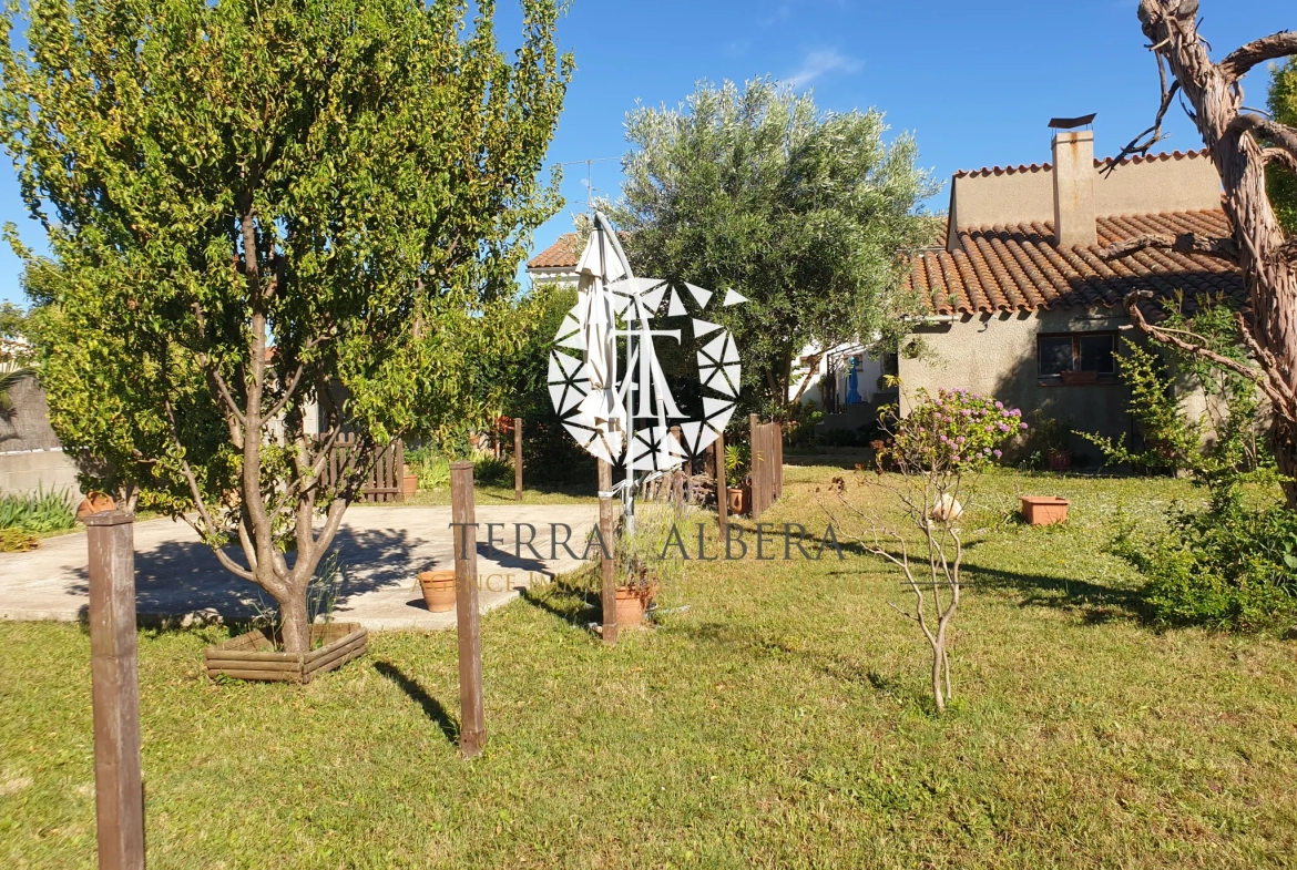 Maison Centre village avec jardin à Palau del vidre (66690) 