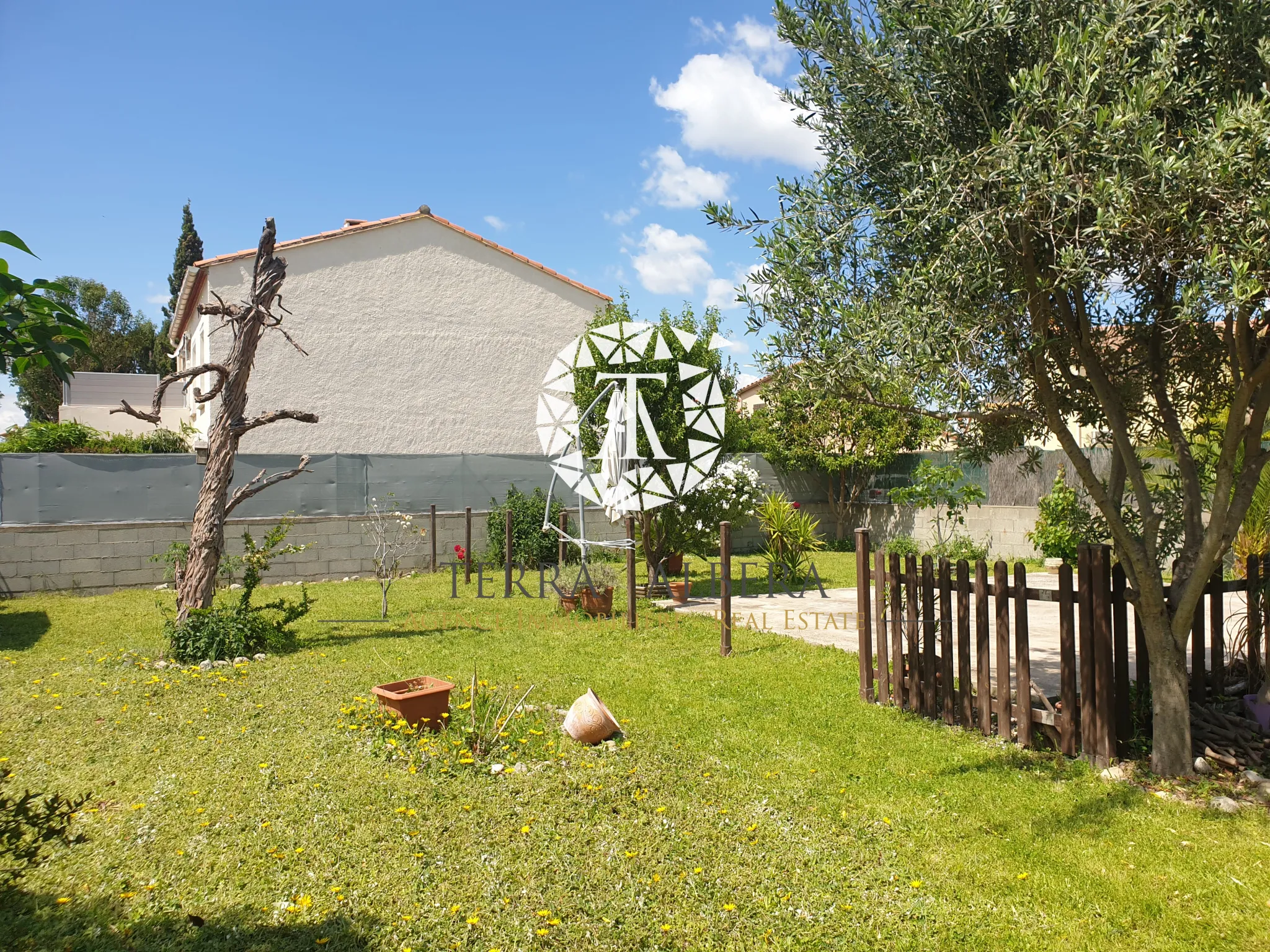 Maison Centre village avec jardin à Palau del vidre (66690) 