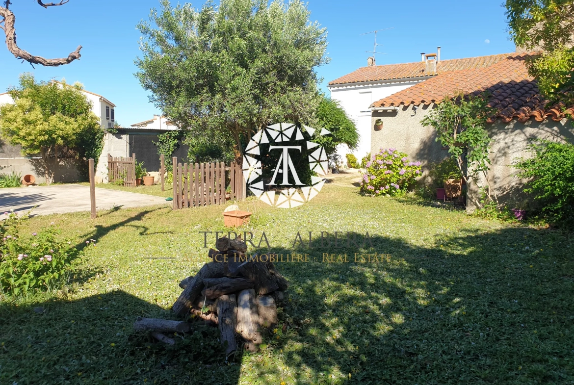 Maison Centre village avec jardin à Palau del vidre (66690) 