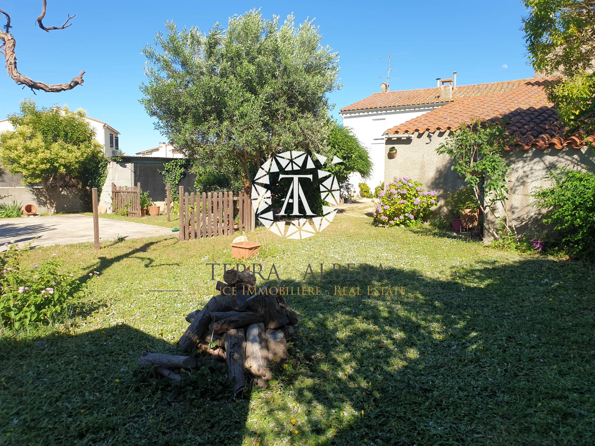 Maison Centre village avec jardin à Palau del vidre (66690) 