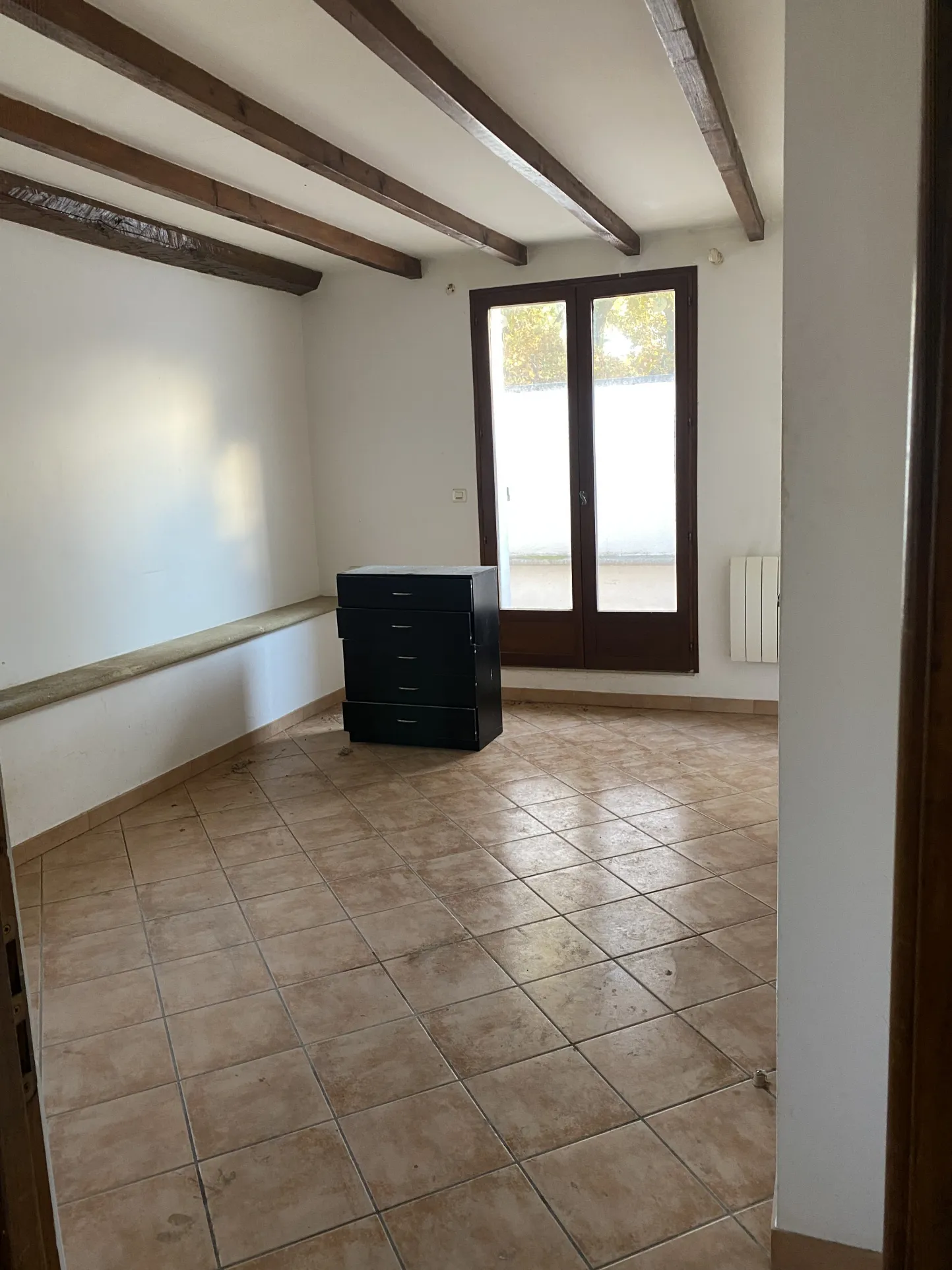 Maison 2 chambres avec jardin à Camaret sur aigues 