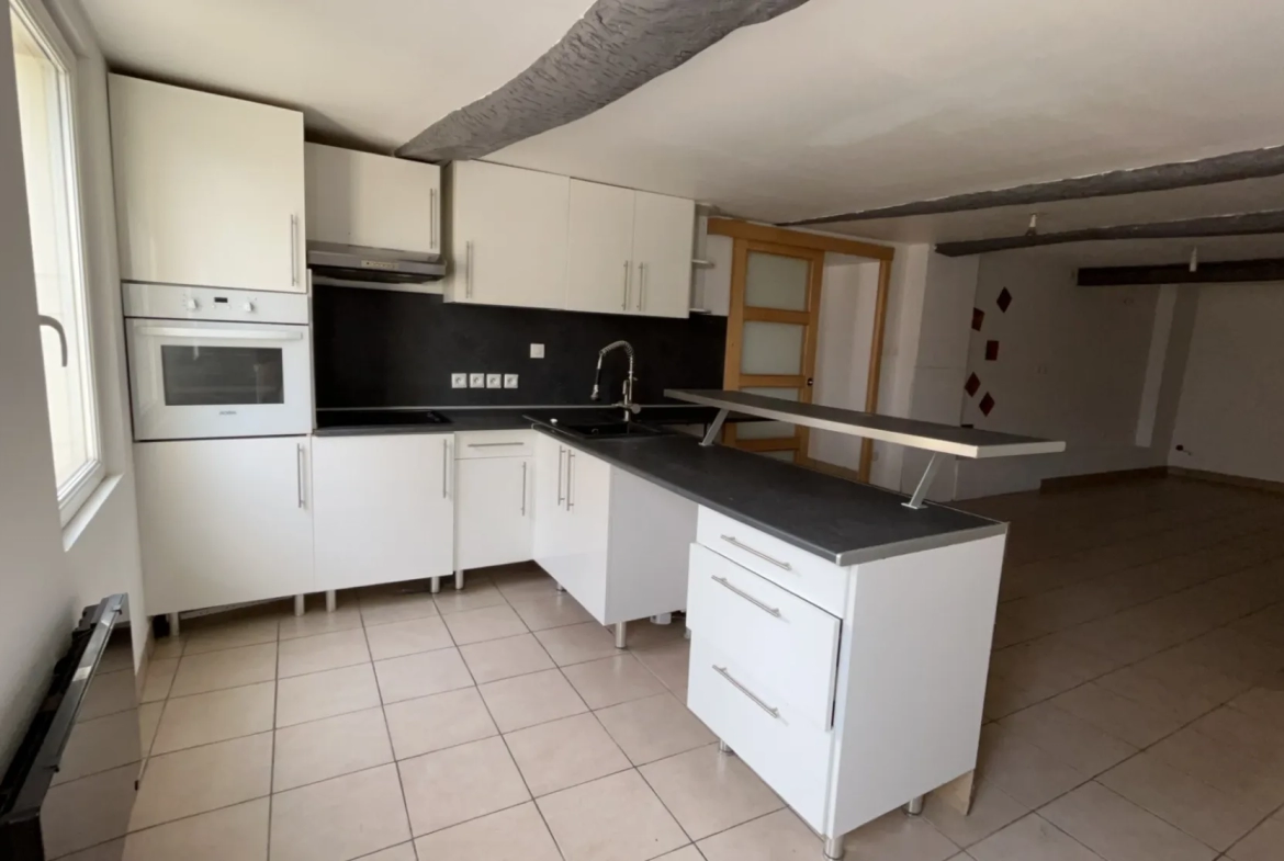 A VENDRE-Villemolaque - Immeuble de rapport - 2 Appartements avec garage moto 