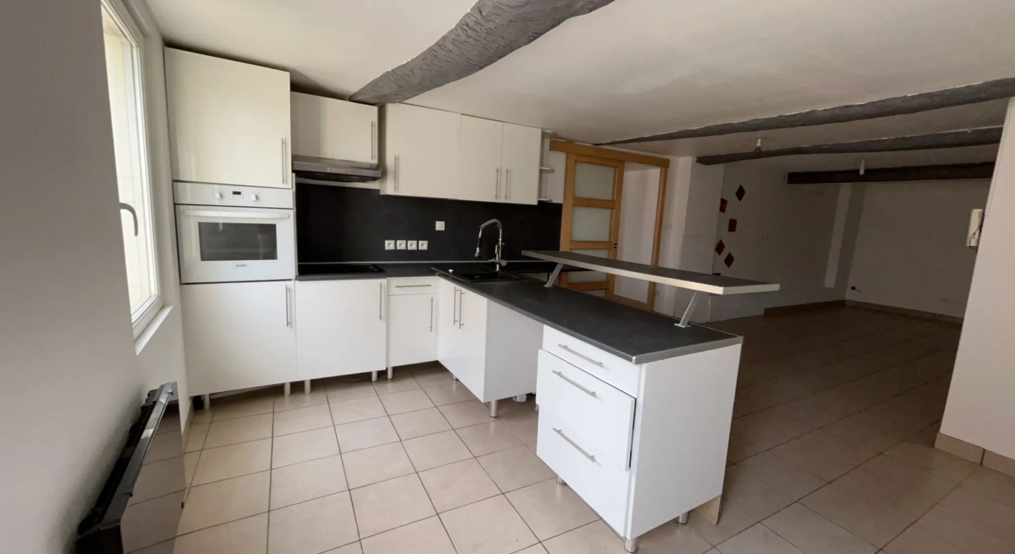 A VENDRE-Villemolaque - Immeuble de rapport - 2 Appartements avec garage moto 