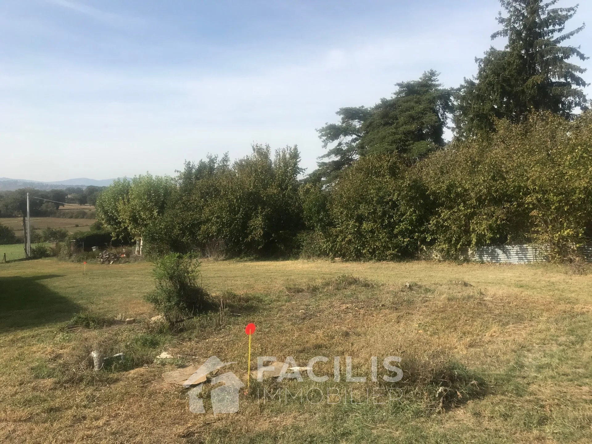 Terrain hors lotissement 554m2 avec vue panoramique sur le Beaujolais 